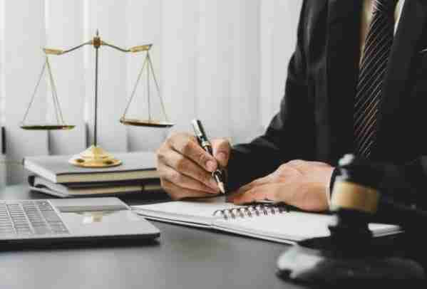 insurance lawyer